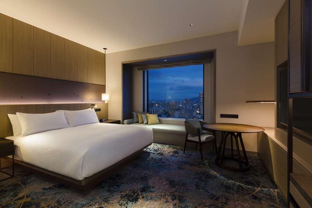 Hilton Hiroshima Hotel Room photo